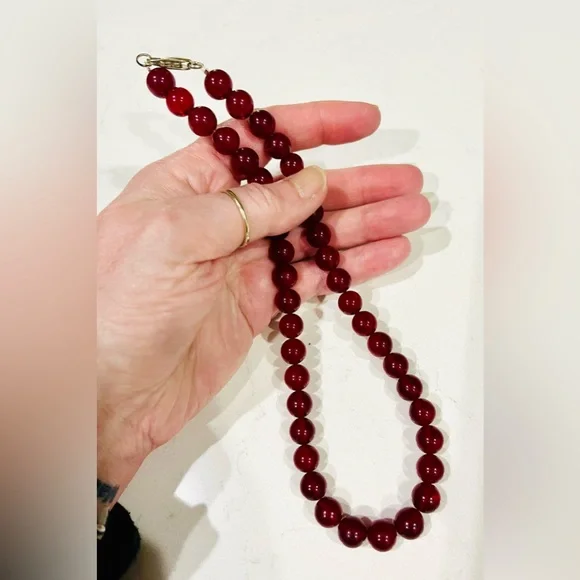 RARE!!! Artisan Red Jade or Carnelian Bead Necklace | Sterling Clasp | Vintage - Picture 4 of 12